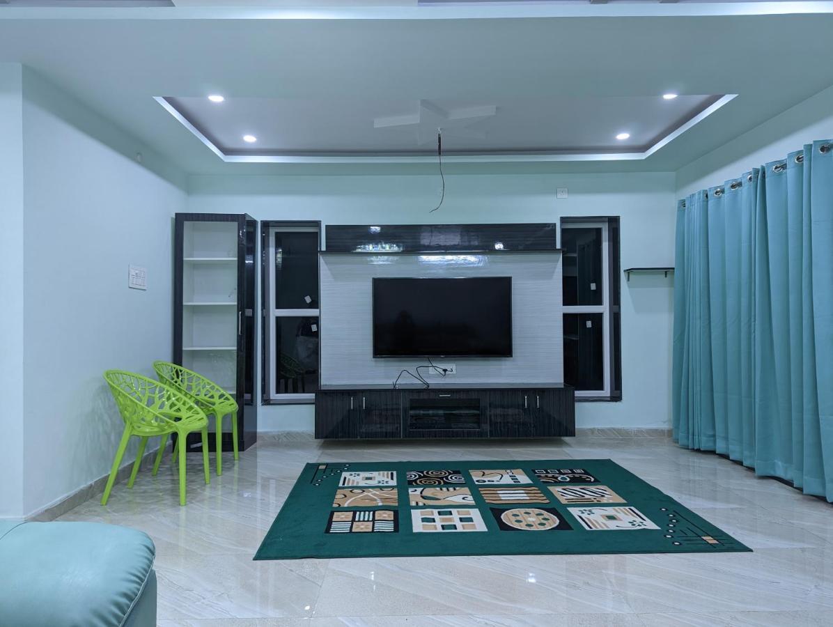 Ramya Grand Apartment Visakhapatnam Ngoại thất bức ảnh