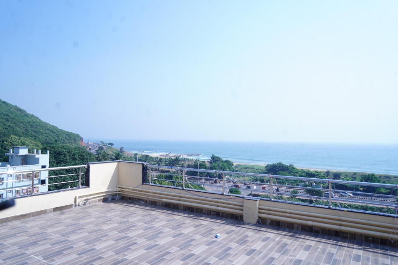 Ramya Grand Apartment Visakhapatnam Ngoại thất bức ảnh