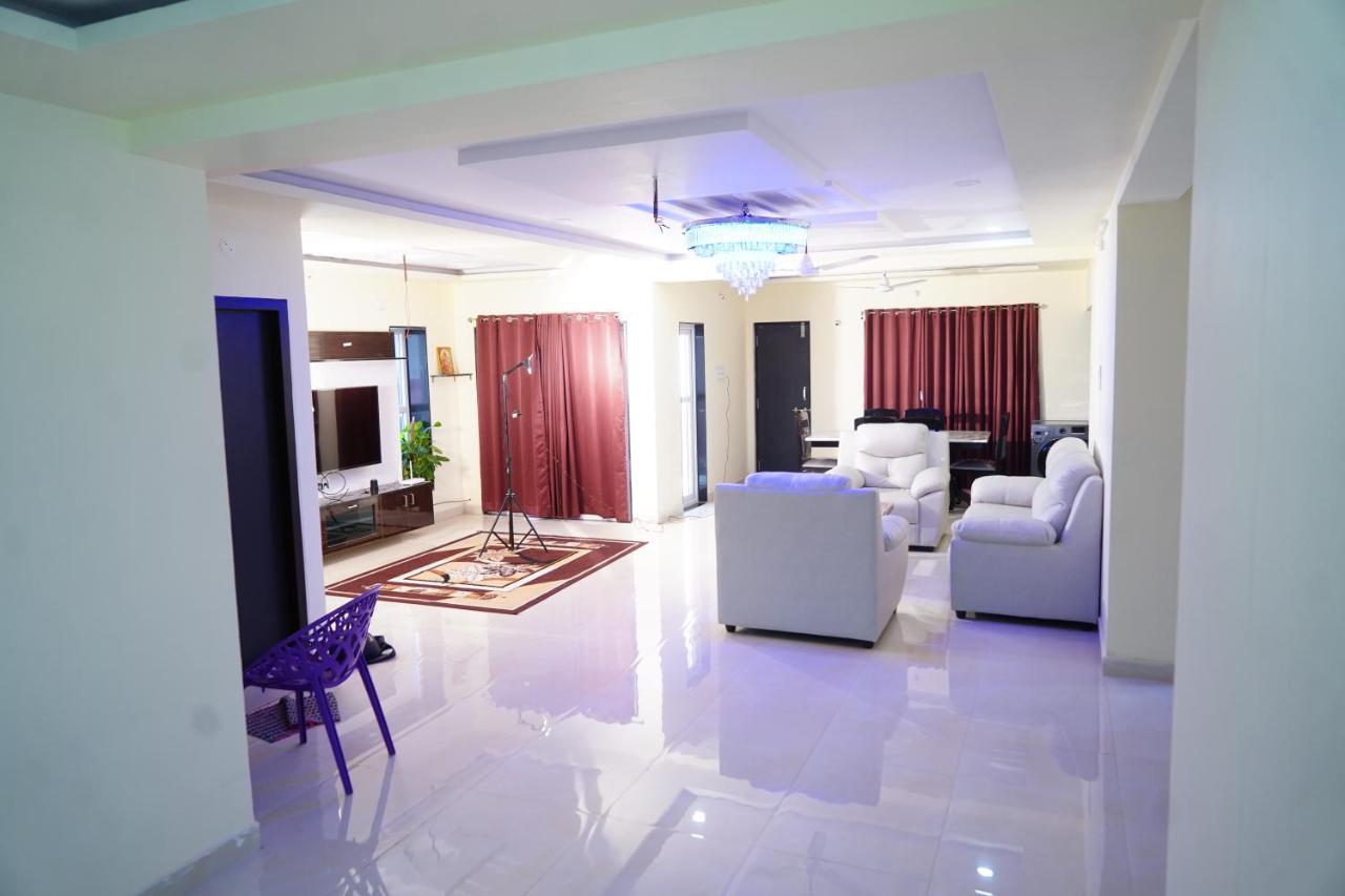Ramya Grand Apartment Visakhapatnam Ngoại thất bức ảnh